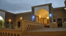 هتل یه تا خور و بیابانک